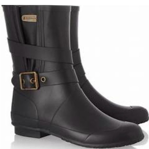 🥾Burberry Rain boots🥾 - Picture 1 of 9
